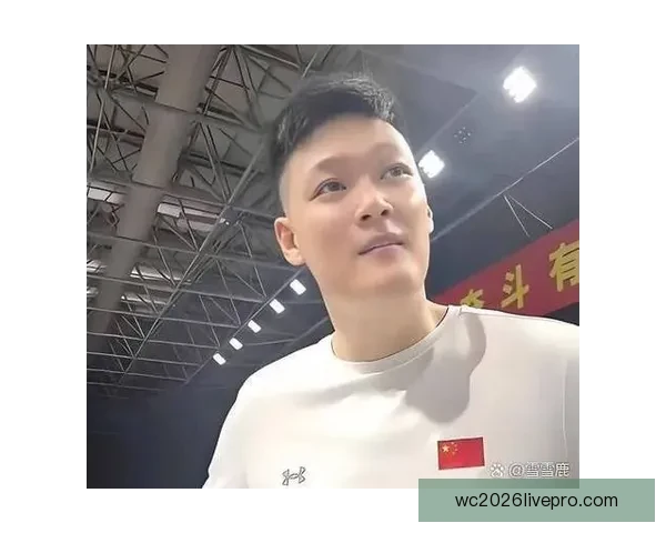 CBA新赛季开战，各队明星球员状态引人关注比赛焦点解析